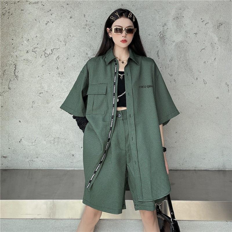Set Áo Sơ Mi Tay Ngắn Kẻ Sọc Caro Phối Quần Short Thời Trang Hè Trẻ Trung