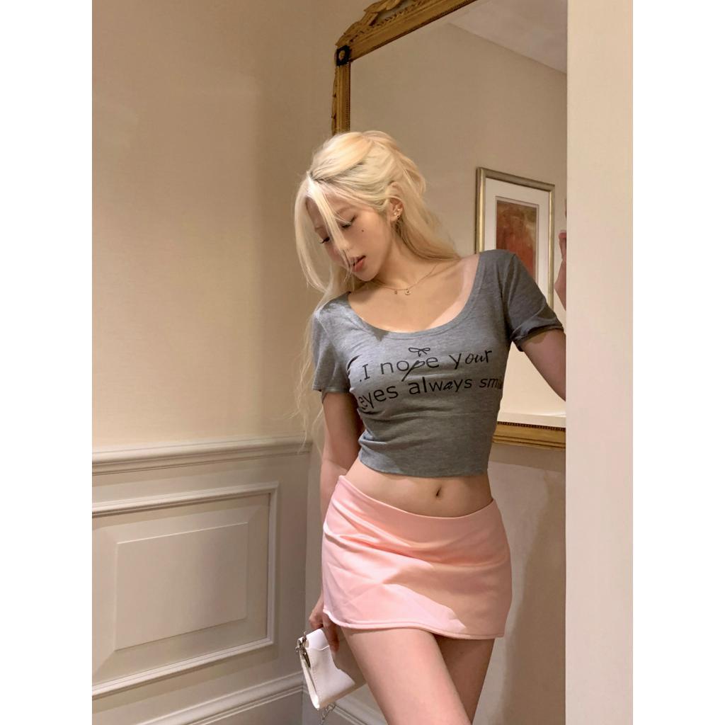 QADCOL Áo Thun Tay Ngắn Cổ Vuông Màu Đen In Chữ Phong Cách Mỹ Thời Trang Mùa Hè Xinh Xắn Cho Nữ