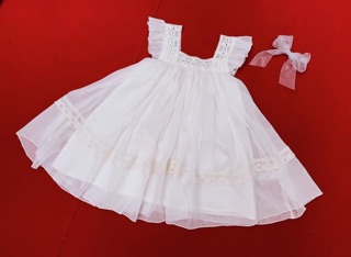 Váy thiết kế bé gái