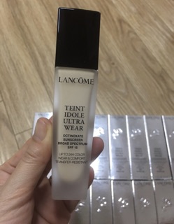 Kem nền Lancome