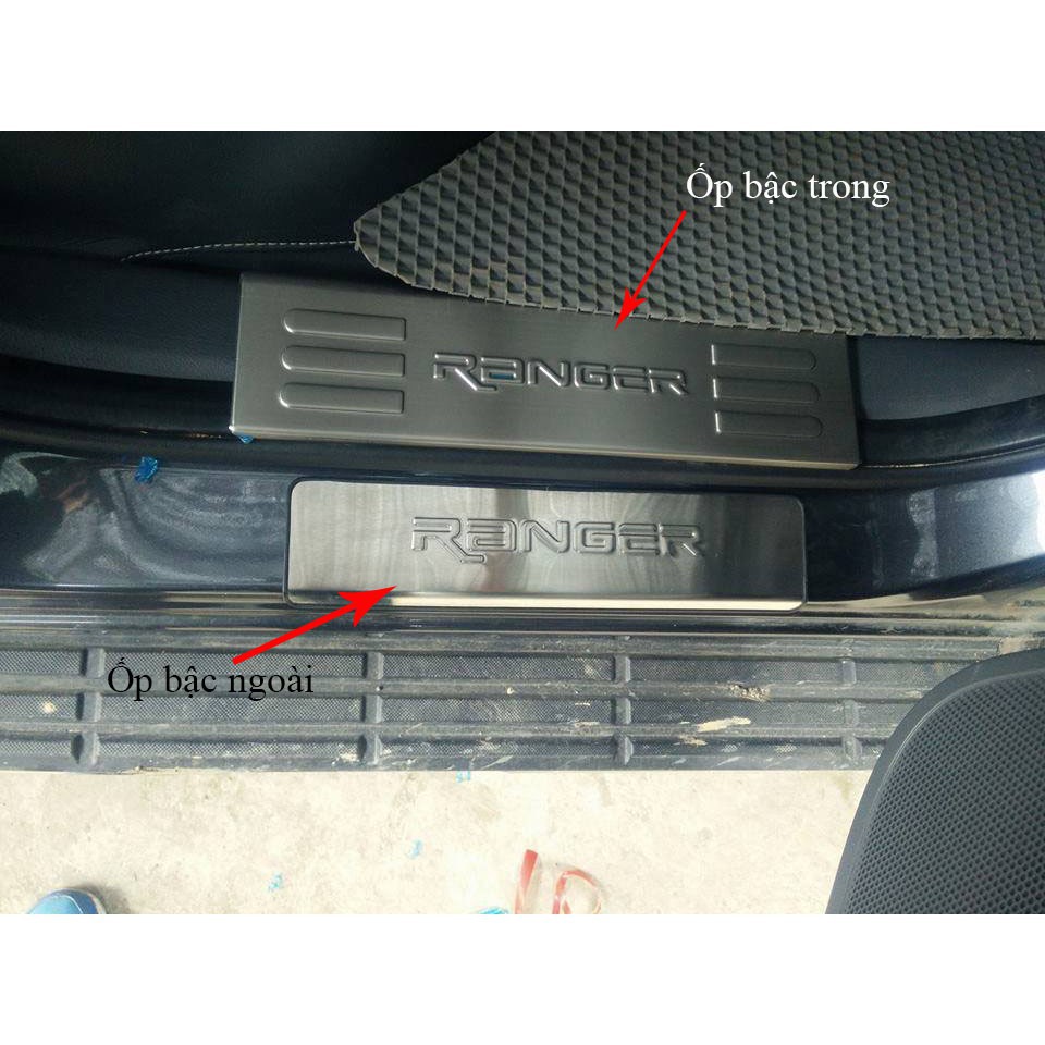 Nẹp bước chân, ốp bậc cửa xe Ford Ranger 2016 đến 2020 -mẫu Inox cao cấp+ tặng kèm keo tăng dính