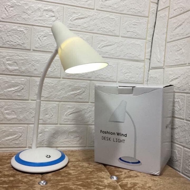 Đèn led chống cận