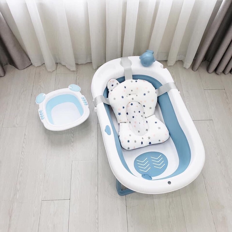 Chậu tắm gấp gọn kèm phao cho bé