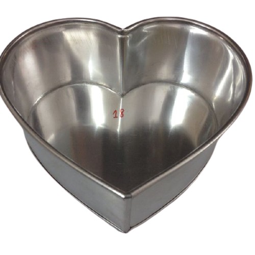 Khuôn tim đế liền 18cm