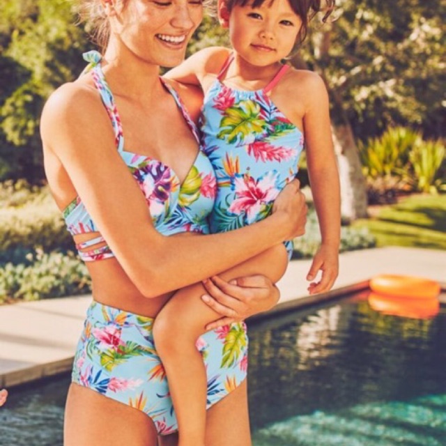 (Tặng kèm băng đô) Set bikini áo tắm/ áo bơi đồ đôi mẹ và bé Matalan auth