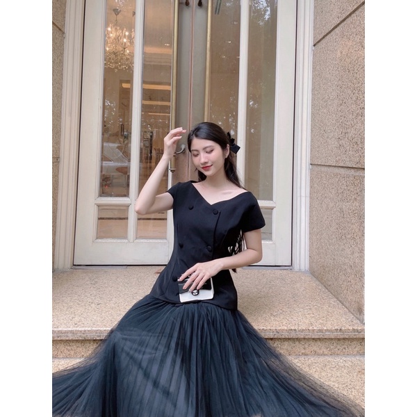 Tracy Top - Áo trễ vai tay hến dáng ôm lót lụa cao cấp 🤎🖤
