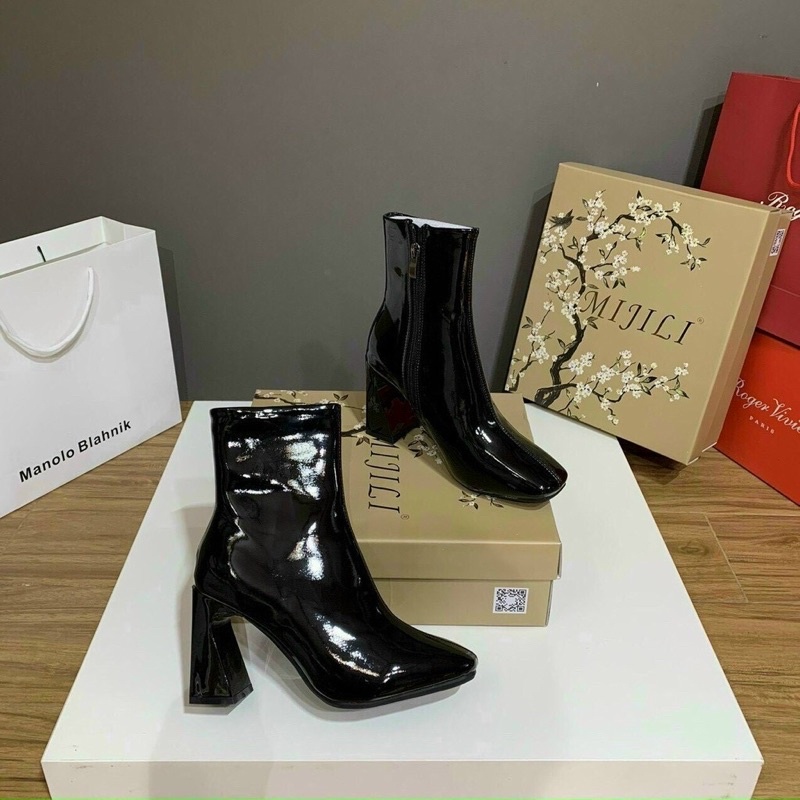 Bốt nữ cổ lửng da bóng đế vát hàng QC loại đẹp | BigBuy360 - bigbuy360.vn