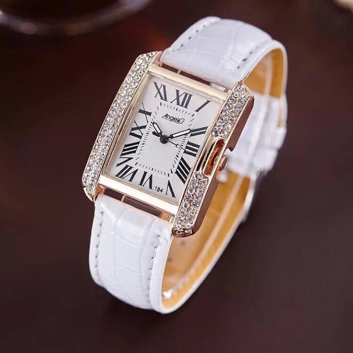 Đồng hồ thời trang nữ SKMEI mặt vuông sang chảnh