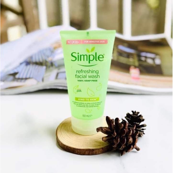 Sữa Rửa Mặt Simple Kind To Skin Refreshing Facial Wash Gel 150ml