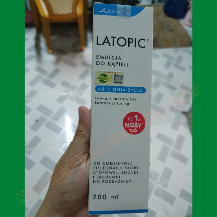 Kem bôi da khô viêm ngứa dị ứng LATOPIC 200ml làm dịu da giảm viêm ngứa