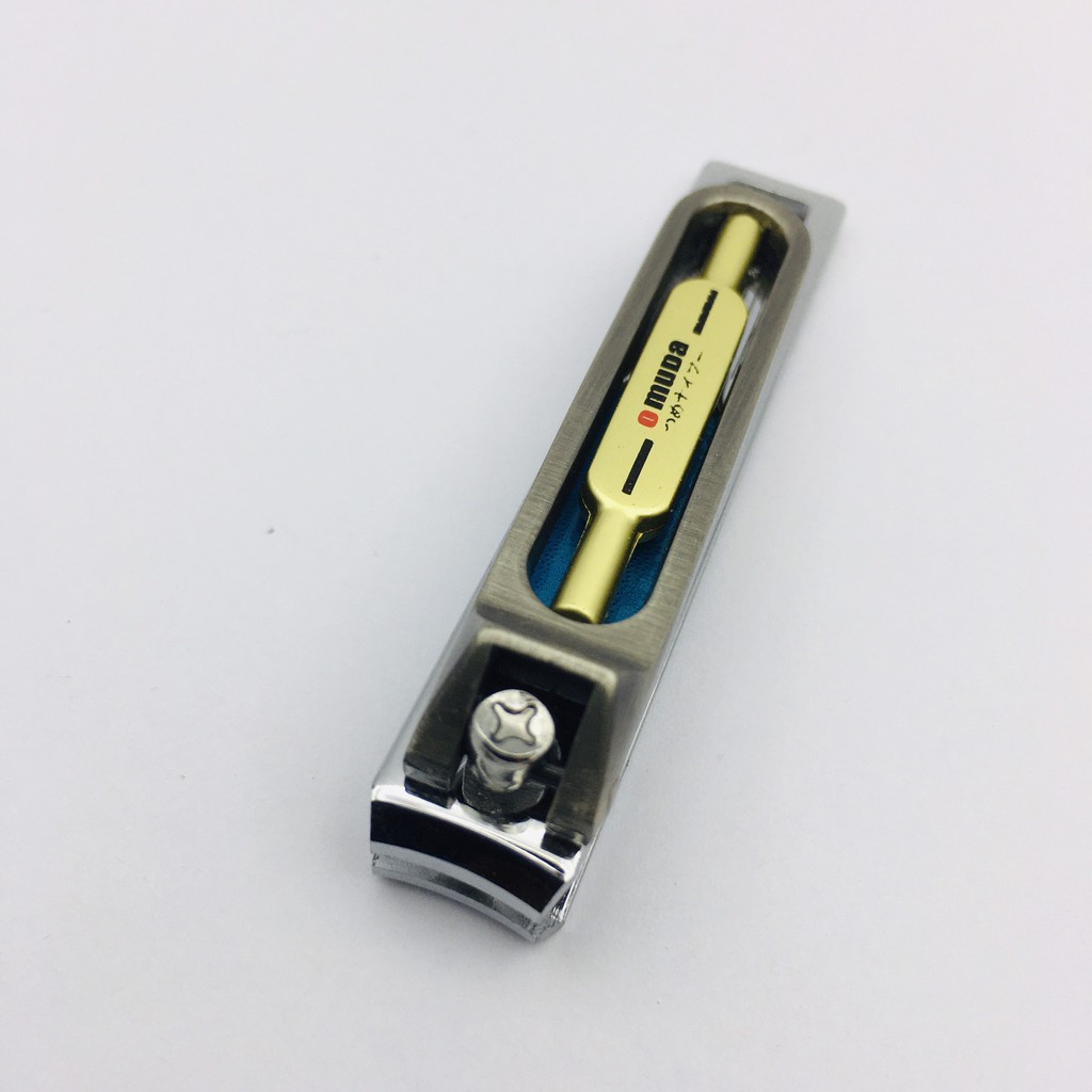 Bấm móng tay đính hạt OMUDA 3002-8 loại trung