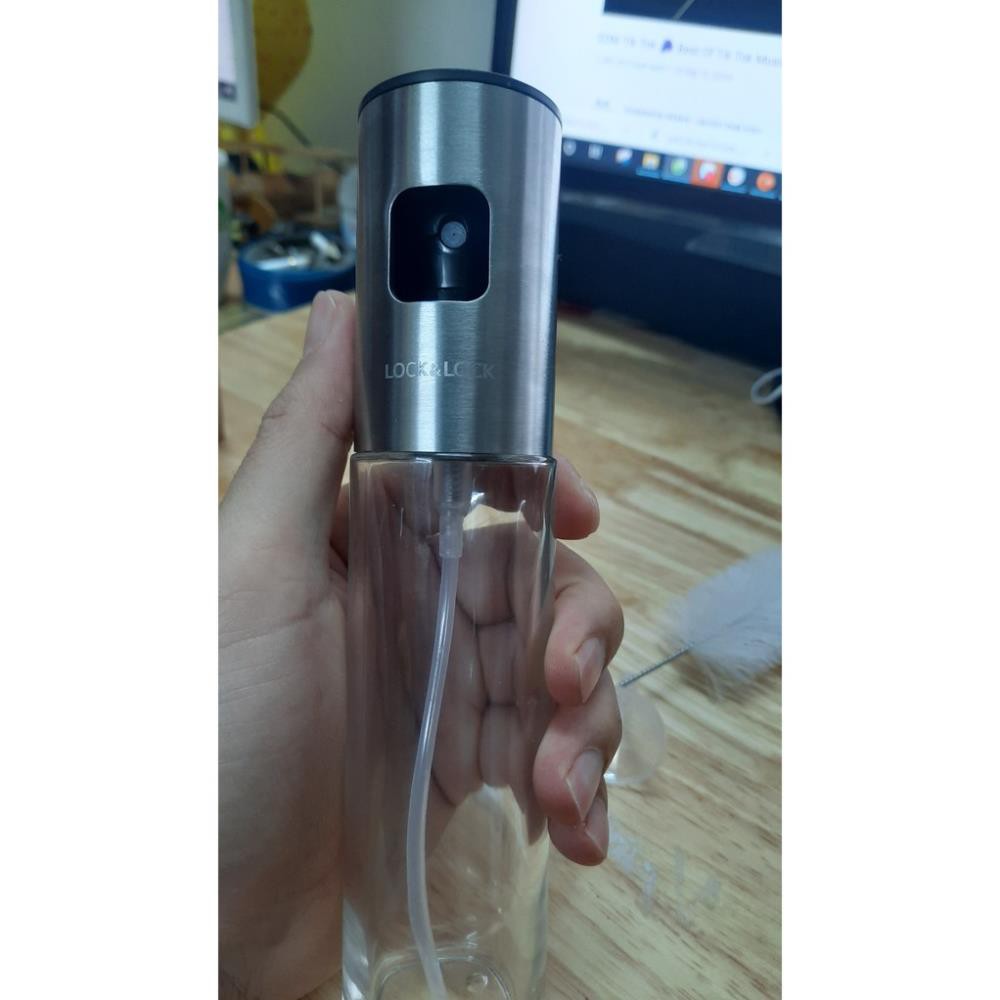 [Mã SRJULY1215 giảm 20K đơn 50K] Bình xịt dầu ăn Lock&Lock 100ml kèm phểu và cọ rửa - CKO109 | BigBuy360 - bigbuy360.vn