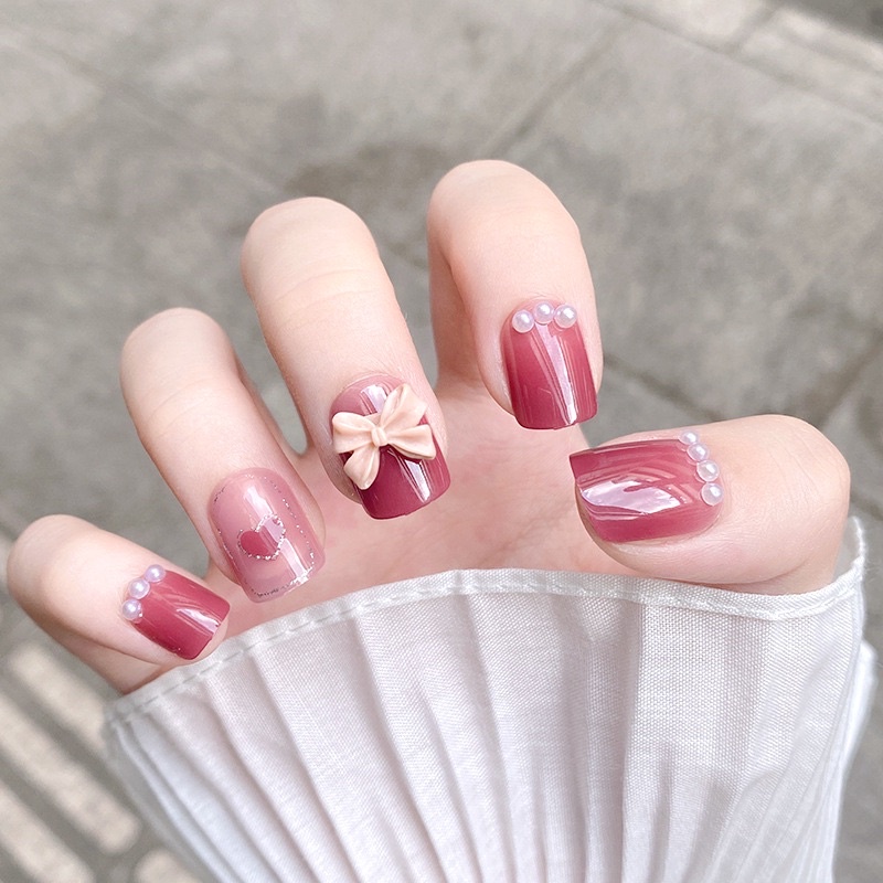 [Hàng mới về]Bộ 24 móng giả đính charm nơ form ngắn