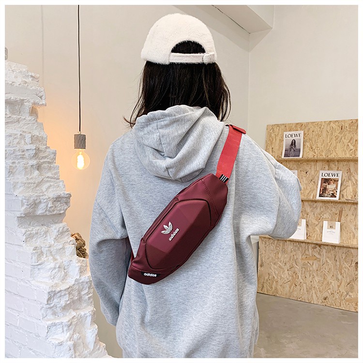 Túi đeo chéo thể thao Adidas KZD1158 chất lượng cao | BigBuy360 - bigbuy360.vn