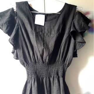 Áo linen rớt vai cánh tiên