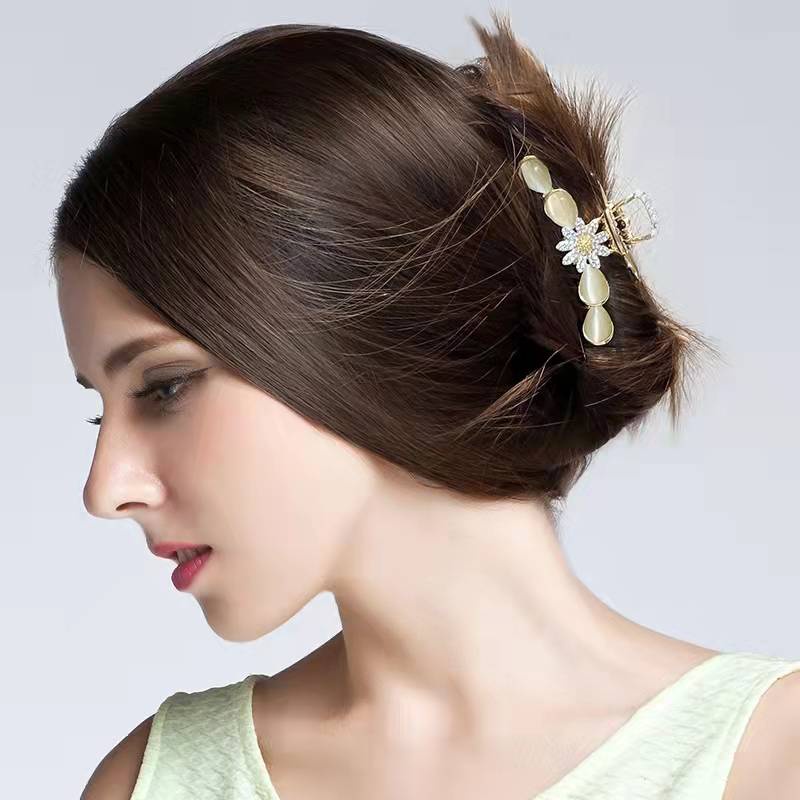 Kẹp Tóc Cá Mập Lớn Đính Đá Opal Cho Nữ