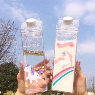 Bình đựng nước trong suốt so cute
