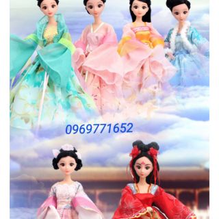 Búp bê cổ trang