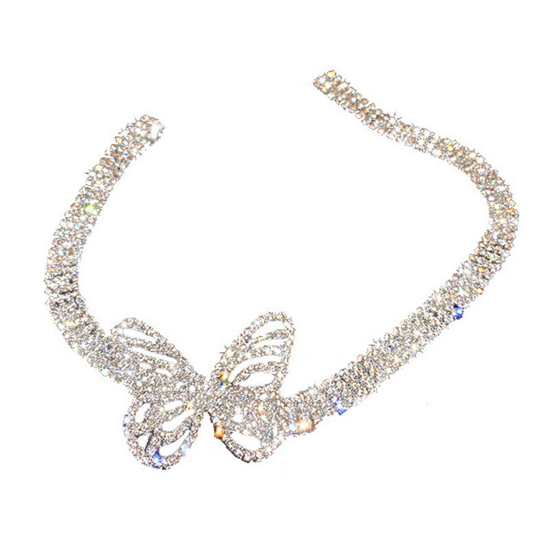 Vòng cổ Choker đính đá sang trọng sành điệu