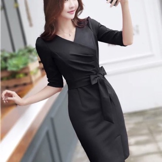 Đầm ôm cổ V xếp li