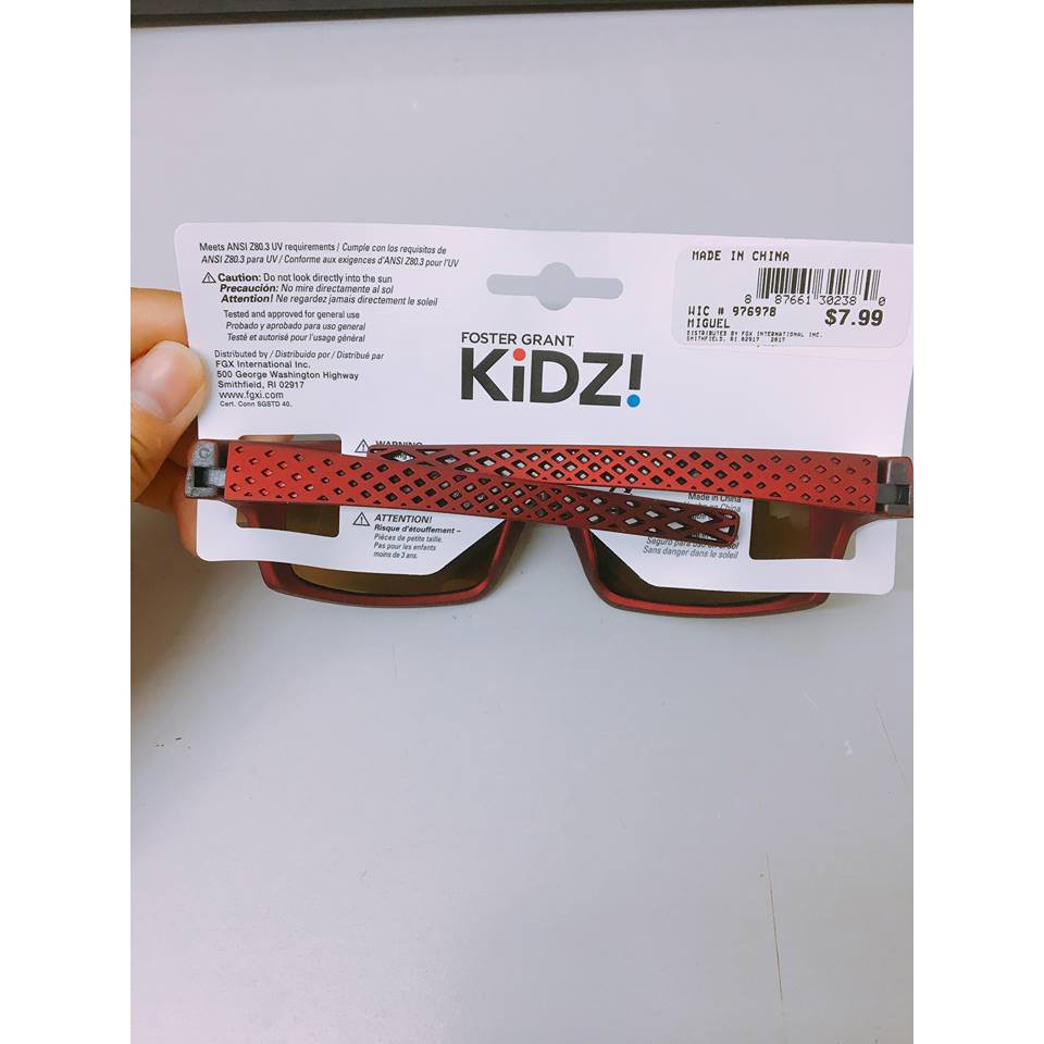 Kính mát disney cho bé trai