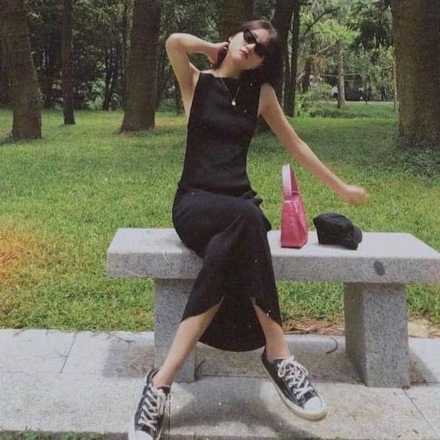 [ Mã FAMAYWA2 giảm 10K đơn 50K] Đầm maxi nữ hở lưng shynstores dáng suông dài vải umi màu đen mặc đi biển | BigBuy360 - bigbuy360.vn