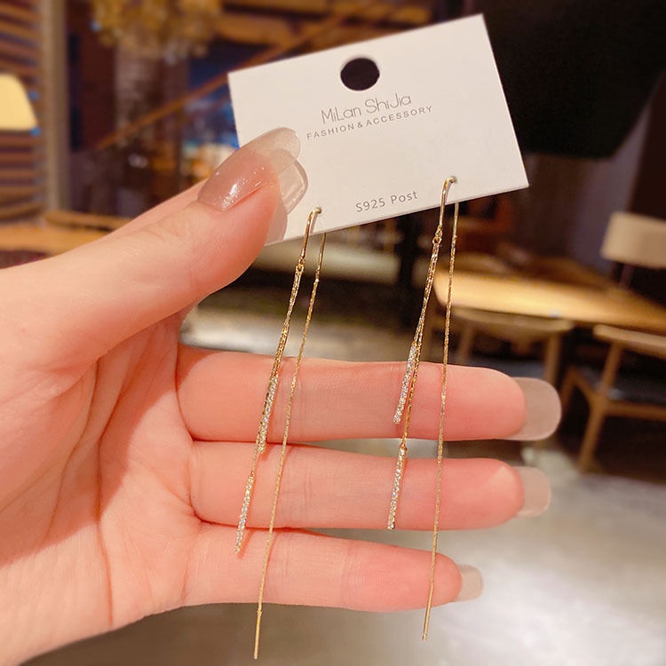 Khuyên Tai Dáng Dài Hình Quạt Thần Tiên Cá Tính Chất Lượng Cao Cho Nữ