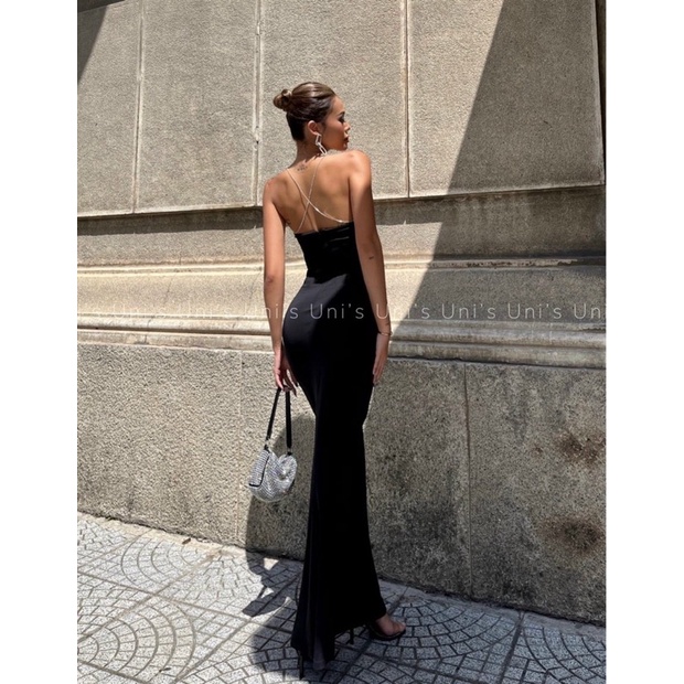 Đầm đen body loe dáng dài khoen ngực khoét eo 2 dây kết đính đá sexy siêu xinh đi dự tiệc sang trọng dạ hội quý phái