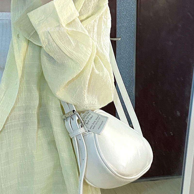 Túi Đeo Vai Nữ Thiết Kế kim Jisoo Jisoo Bán Trăng Nửa Vai Thiết Kế Hàn Quốc