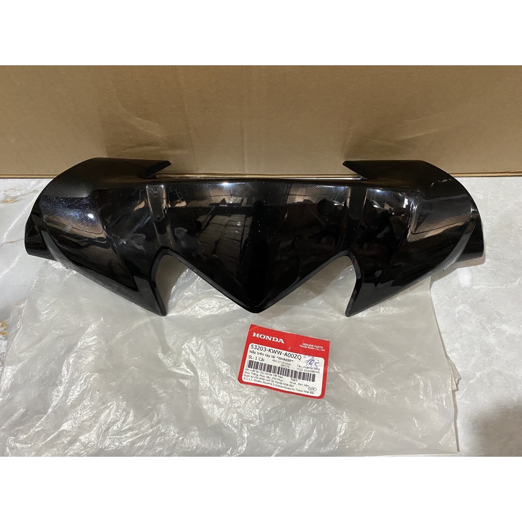 Nắp trên tay lái - Nắp ốp bàn thờ HONDA WAVE S110, RS110, RSX110 năm 2009-2010 màu Đen. (53203KWWA00ZQ)