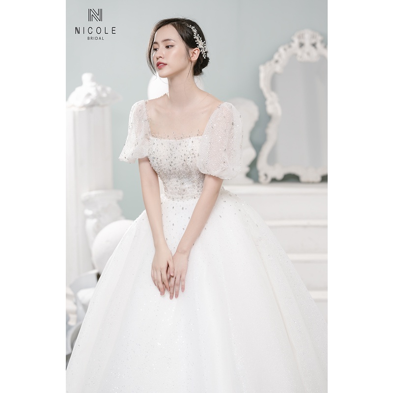 Váy cưới công chúa