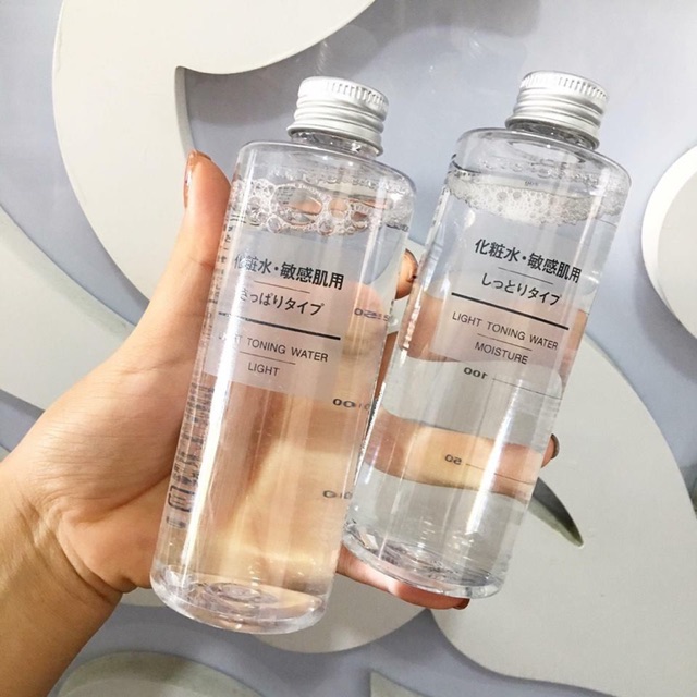 Nước Hoa Hồng Muji Light Toning Water Light 200ml