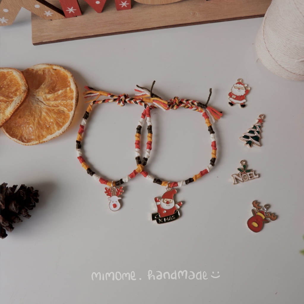 Vòng Giáng Sinh Xoắn Nhiều Màu