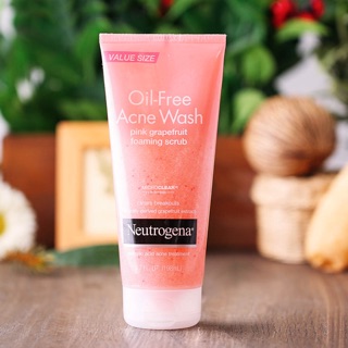 SỮA RỬA MẶT NEUTROGENA OIL FREE ACNE WASH PINK GRATEFRUIT FOAMING SCRUB