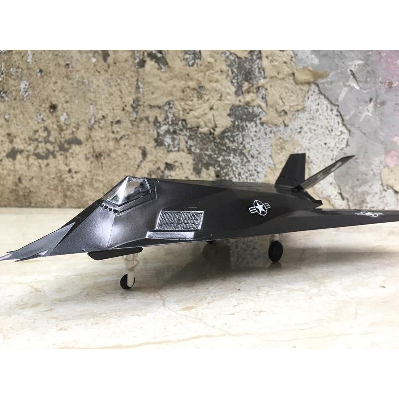 Mô hình Máy báy F-117A 1:72-ABS