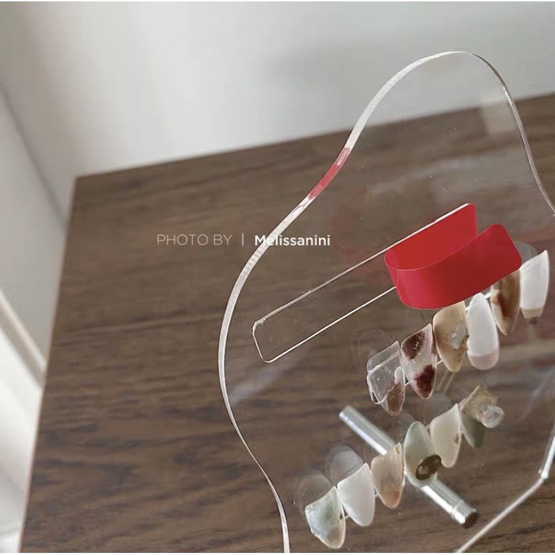 Băng dính đỏ đa năng