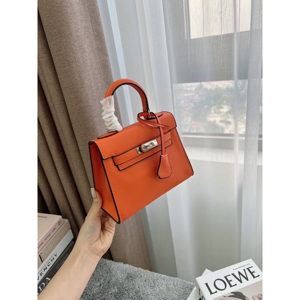 &lt;Siêu phẩm&gt; Túi HM size 21 dáng cao kết hơp cầm tay,đeo chéo sang chảnh