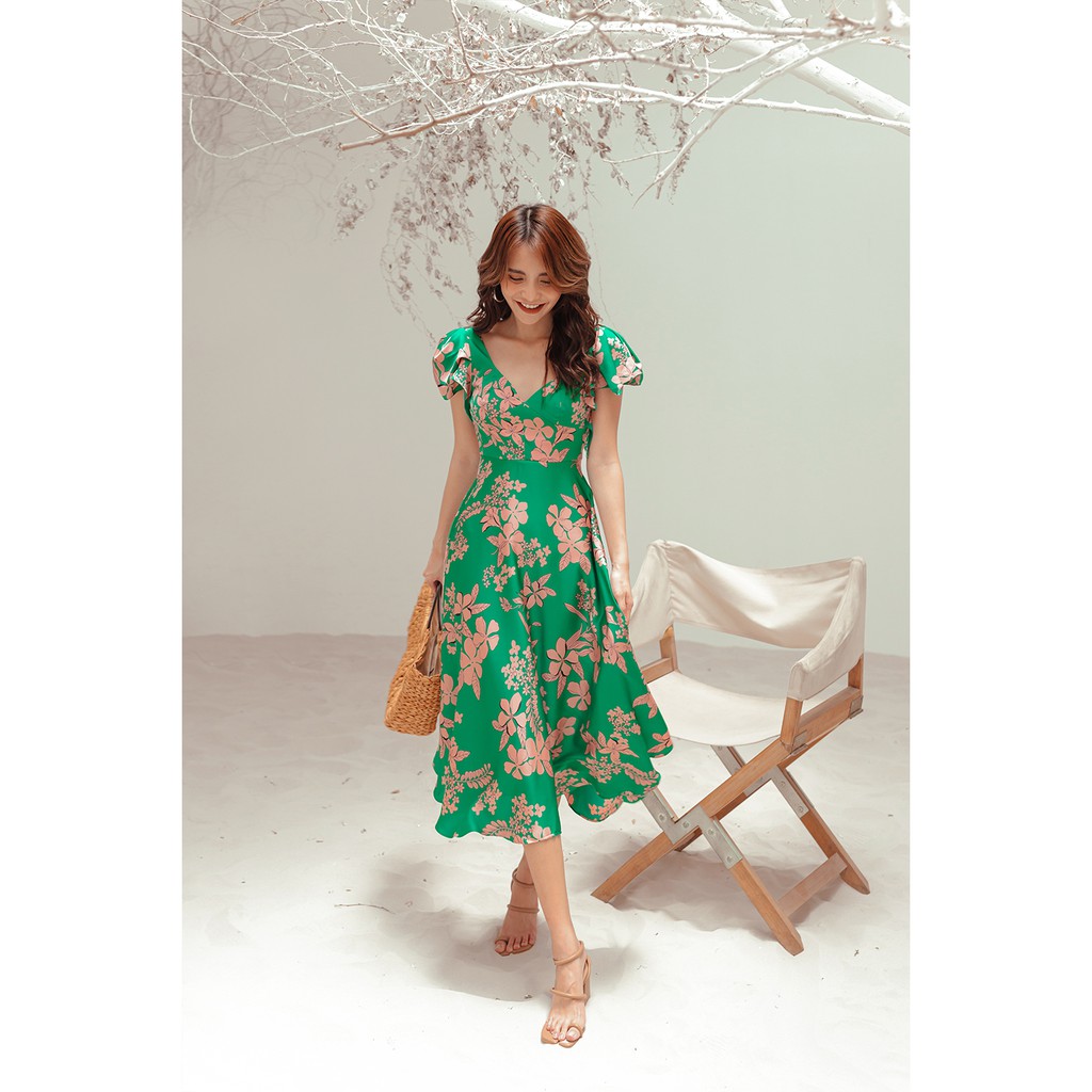 Đầm suông ngắn tay tay bồng xẻ - 20Again | BigBuy360 - bigbuy360.vn