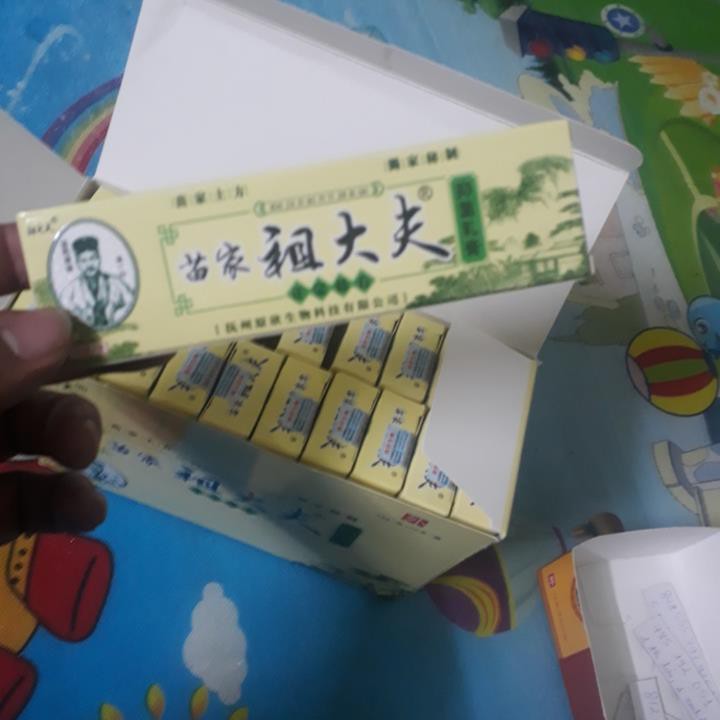 Kem bôi zudaifu - Hàng có sẵn