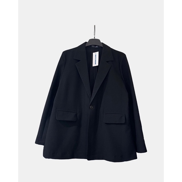 BLACK BLAZER