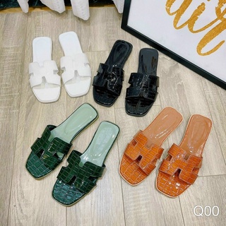 👠Dép lê nữ HM cao cấp da bóng, logo dập chìm