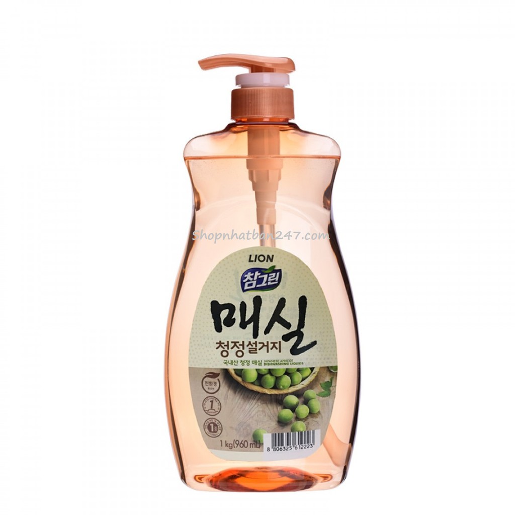 Nước rửa rau quả và chén bát LION CharmGreen tinh chất trái mơ 1000ml - 8806325612223