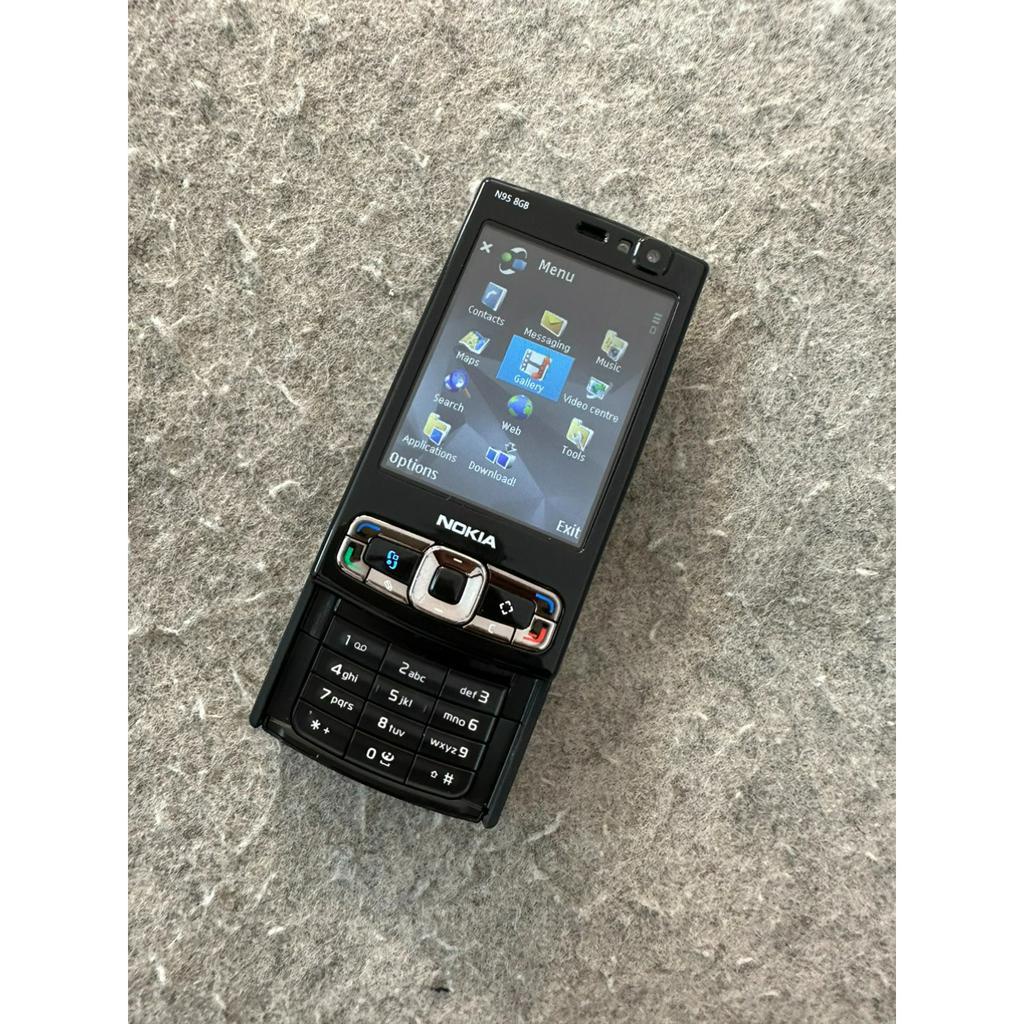 Điện thoại Nokia N95-8gb Đen Chính hãng