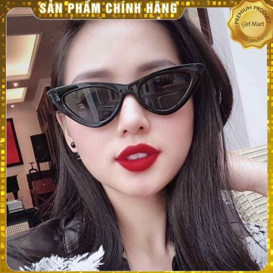 Son Mac Ruby Woo 707 màu đỏ cổ điển siêu sang chảnh