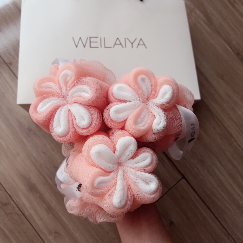 Sữa tắm trắng da cánh hoa hồng DAMASK WEILAIYA | BigBuy360 - bigbuy360.vn
