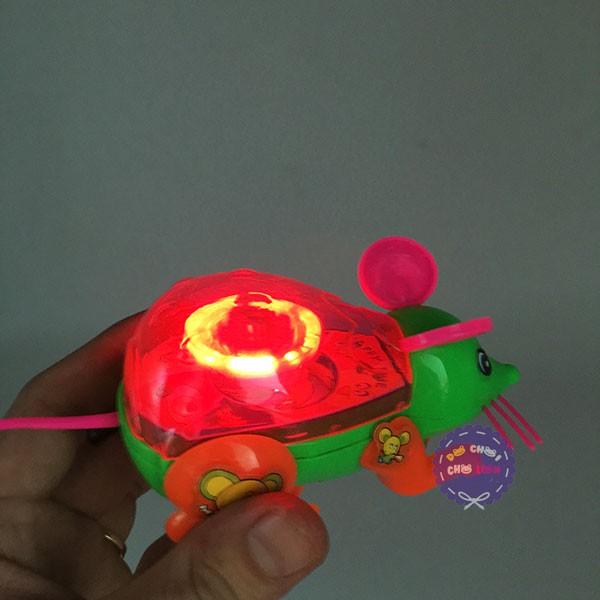 Đồ chơi chuột đèn bằng nhựa chạy bằng dây cót - ĐỒ CHƠI CHỢ LỚN HCM
