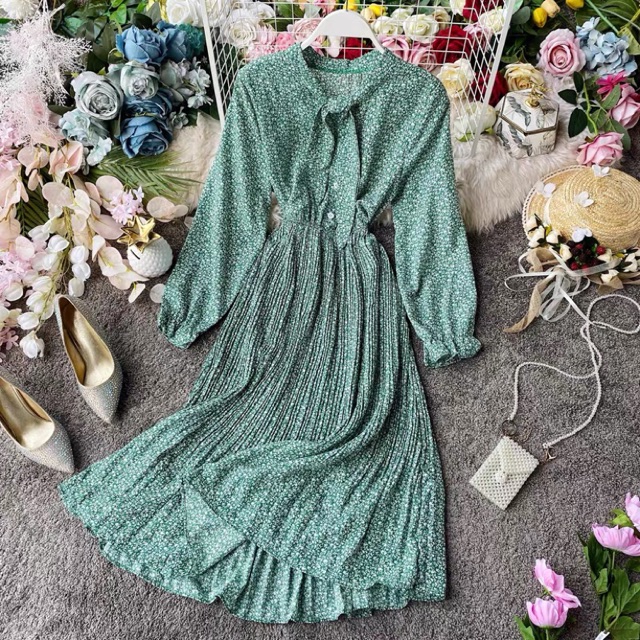 Đầm hoa nhí thắt nơ tay dài