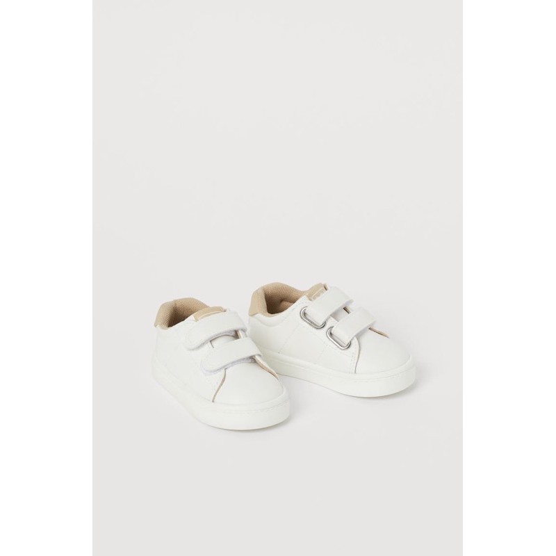 [KIDDO] Giày trắng cho bé nhãn hiệu H&amp;M kèm dán co dãn