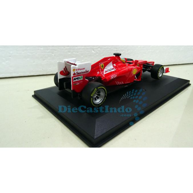 Mô Hình Xe Ferrari F2012 Fernando Alonso No.5 Tỉ Lệ 1: 32