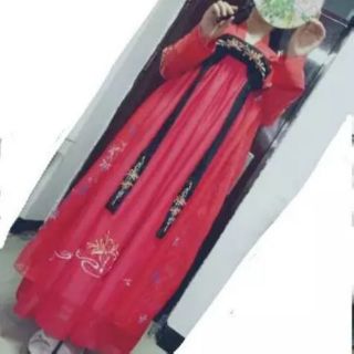 (CÓ SẴN) Hán phục bỉ ngạn hoa